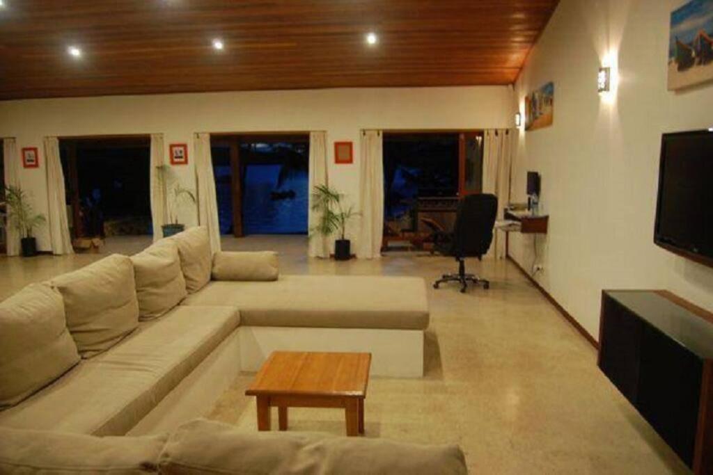 6 Krystal Waters Drive Havannah Villa Port Vila Esterno foto